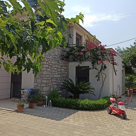 Aloe Apartment In Epidaurus Eksteriør bilde