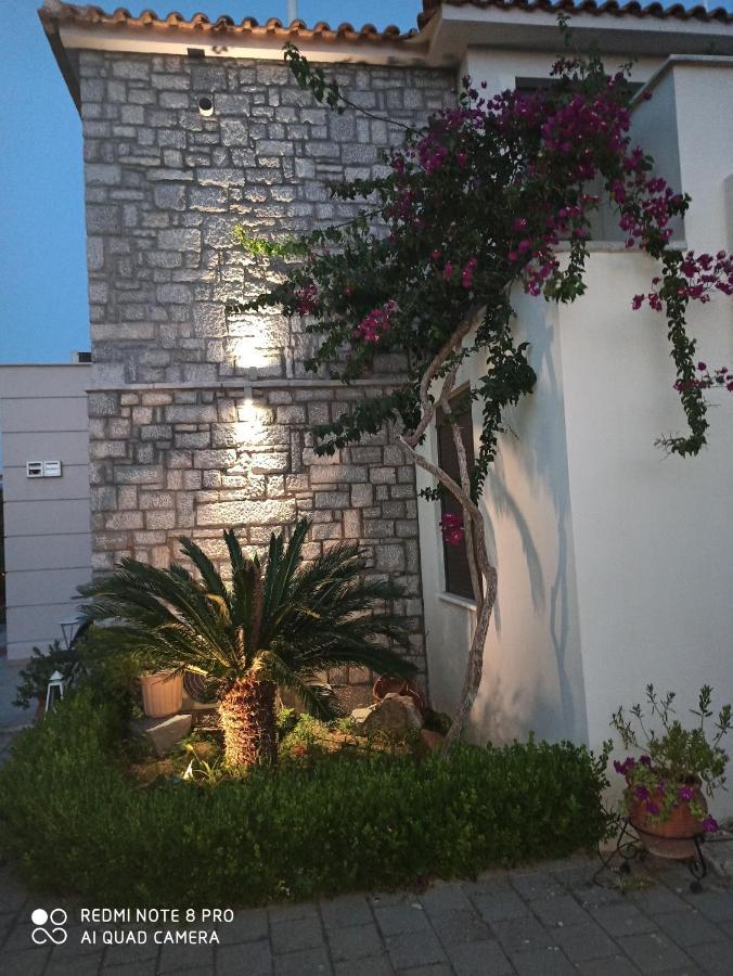 Aloe Apartment In Epidaurus Eksteriør bilde